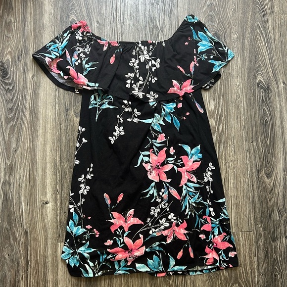 West Loop Floral Maternity Dress - Picture 1 of 4